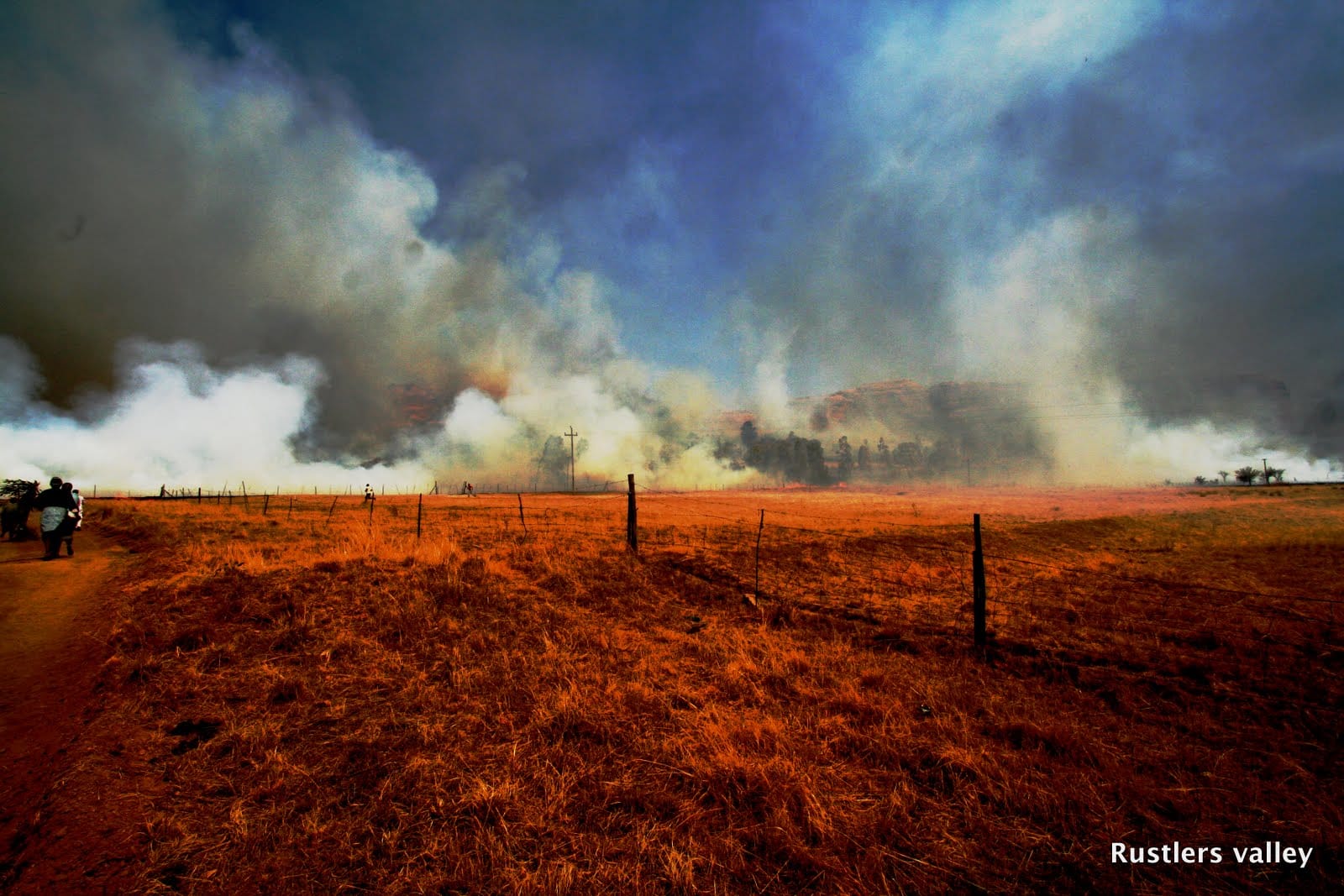 The fire, Rustlers Valley